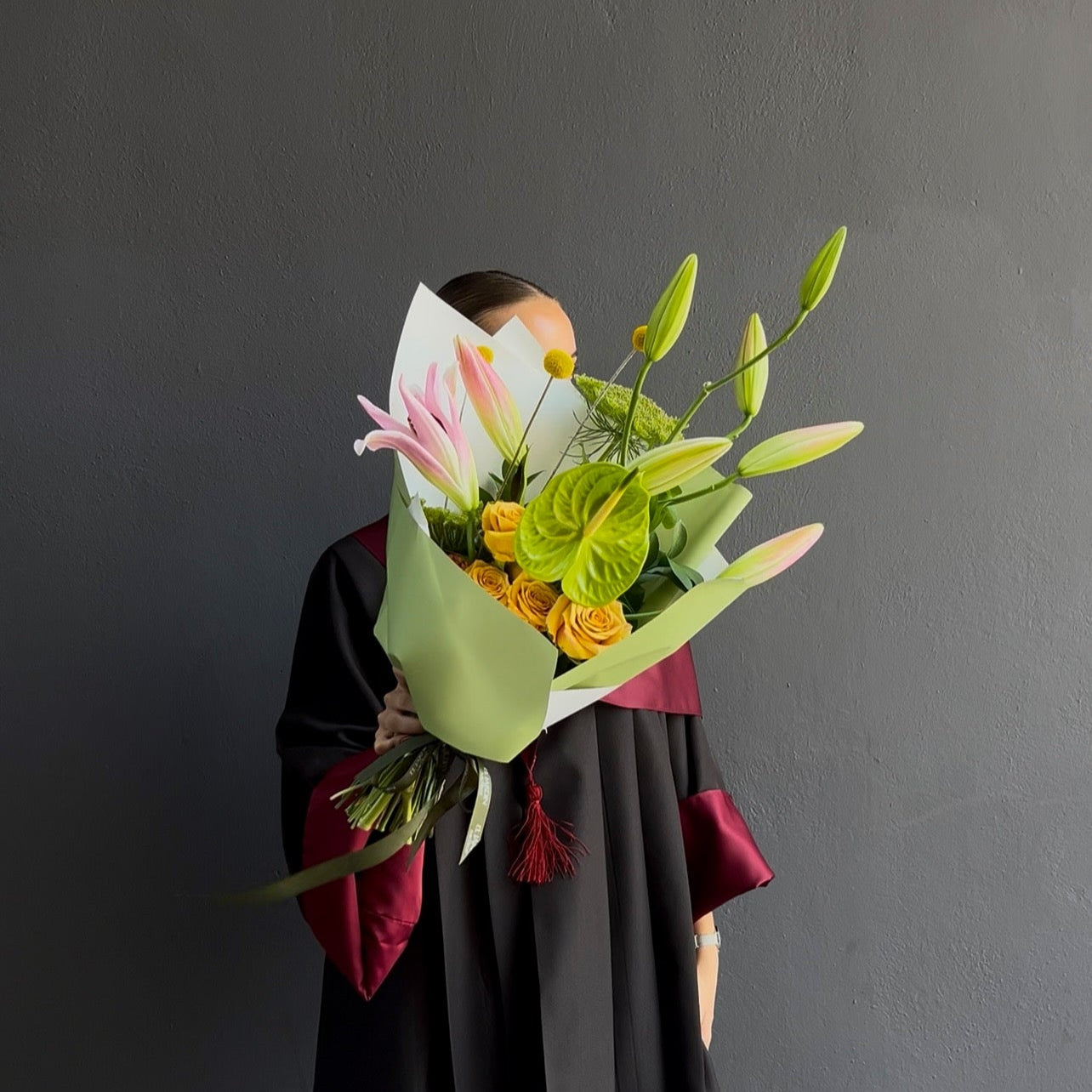THE GRADUATE M